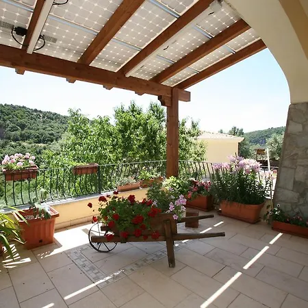 Ticci Alloggio per agriturismo *